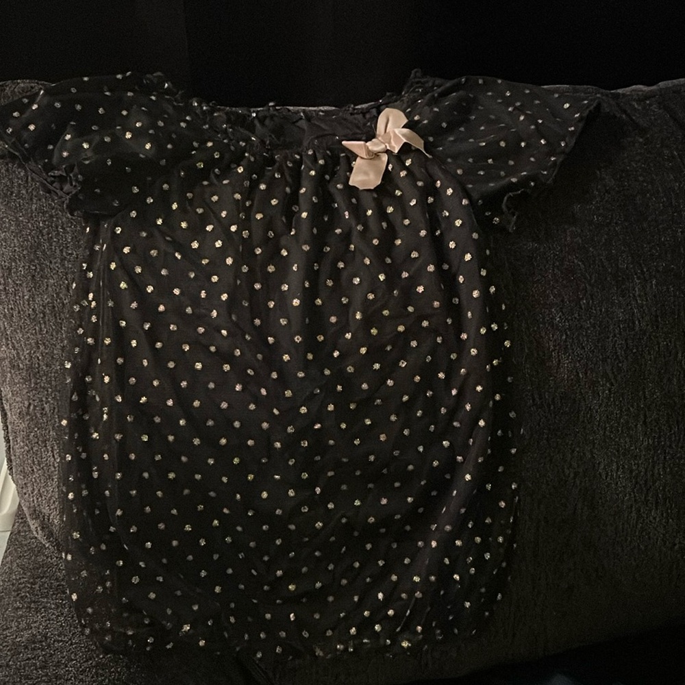 GEORGE Girls dressy Top Size 6-6X Color black with gold polka dots